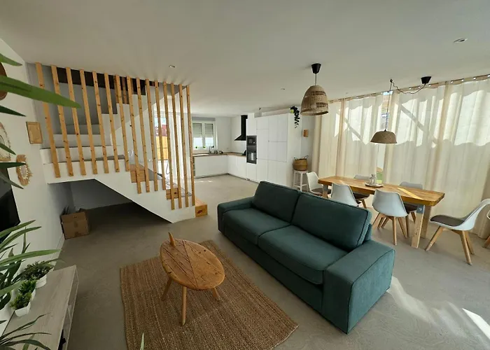 호스텔 Surf House & Surf School *