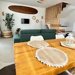 Surf House & Surf School *