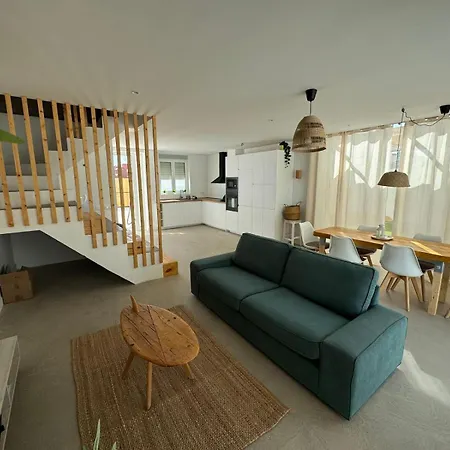 Hostel Surf House & Surf School *