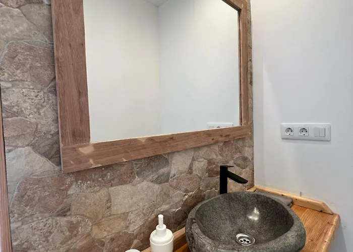 אכסניה Surf House & Surf School קורלחו